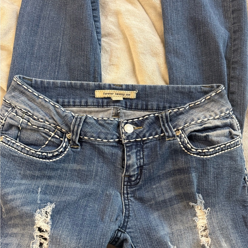 Women’s Forever 21 Blue Skinny Distressed Jeans
Size - 27 - Picture 8 of 9